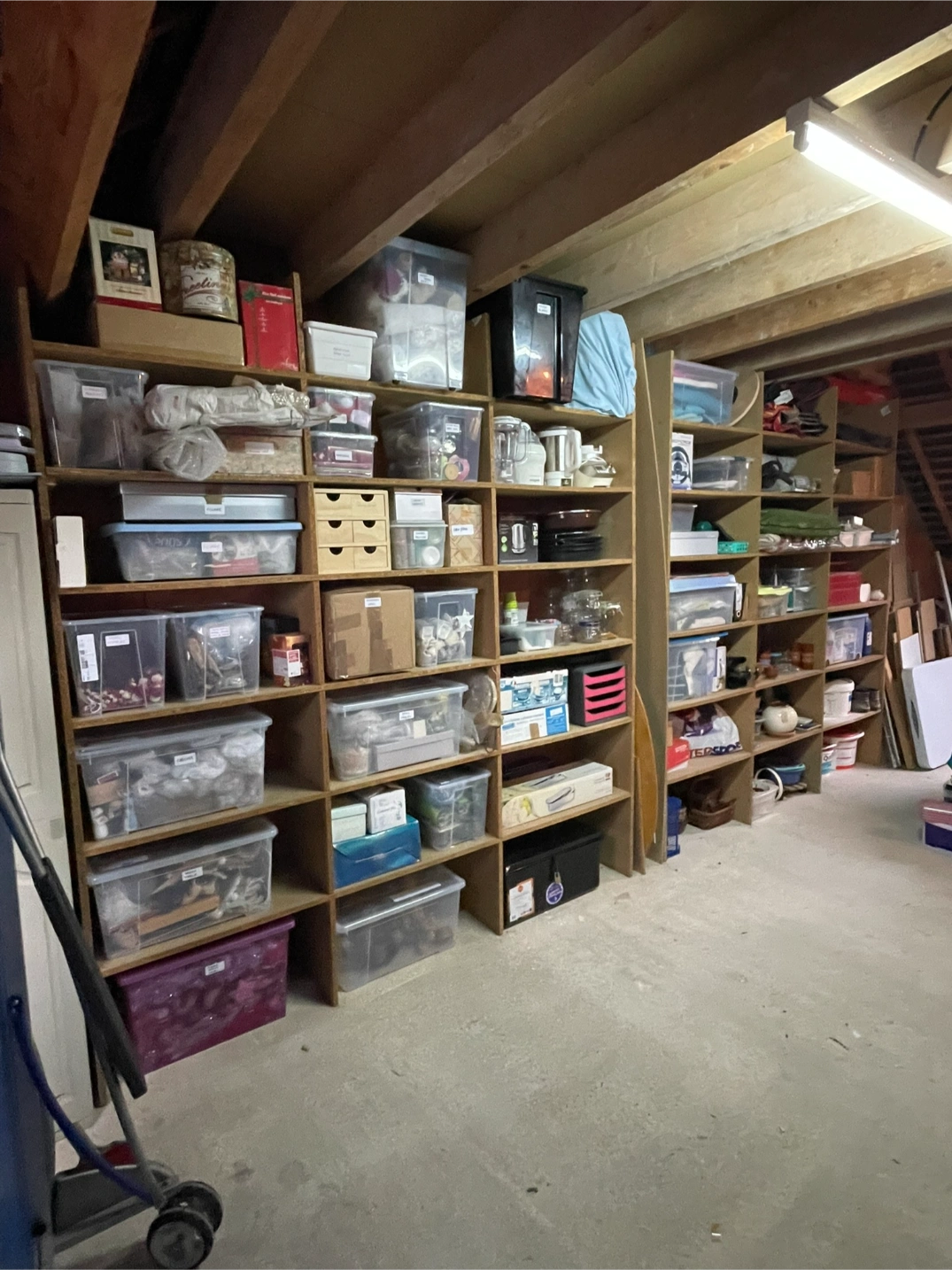 organisation-rangement-grenier-apres-home-organiser
